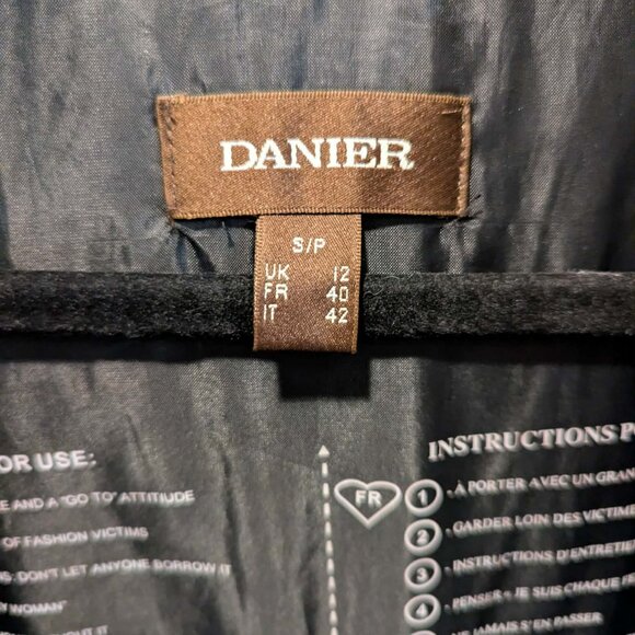 Danier Down Coat - Picture 3 of 5